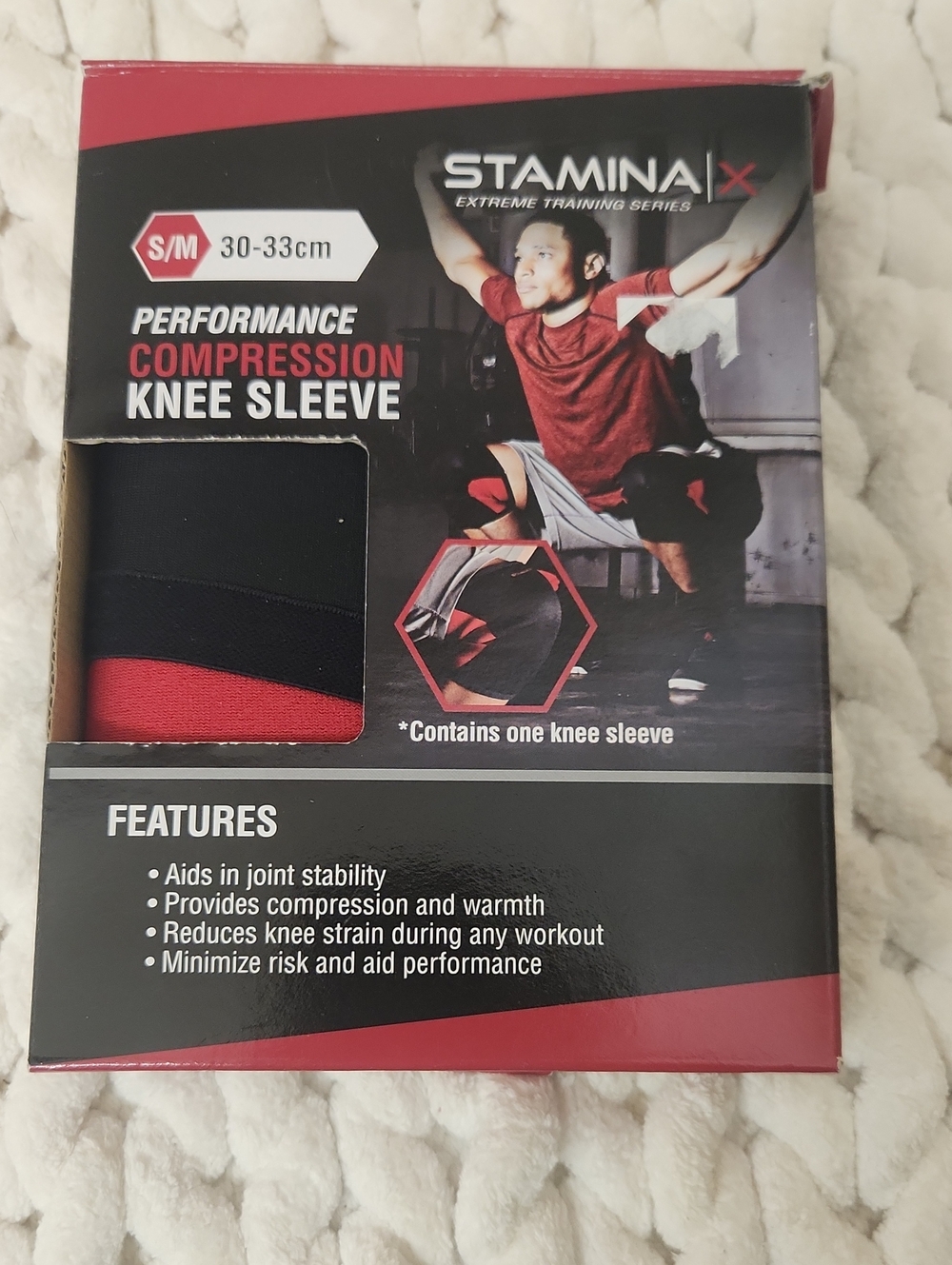 Staminax Performance Compression Knee Sleeve - Black/Red (S/M)
